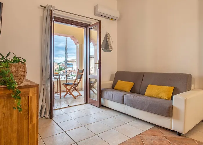 House San Teodoro Center * Сан-Теодоро
