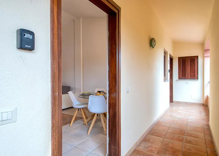 House San Teodoro Center Апартаменты