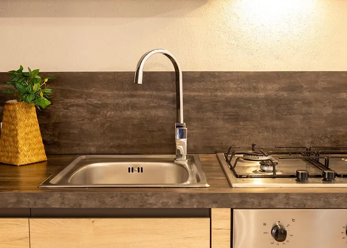 Apartament House San Teodoro Center